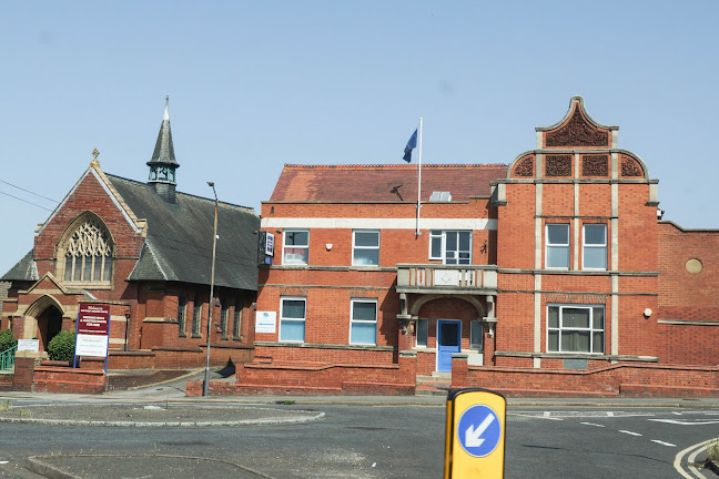 Comments and reviews of Bletchley Masonic Centre