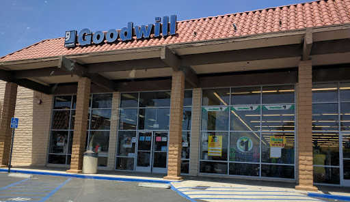 Thrift Store «Goodwill Retail Store & Donation Center», reviews and photos, 745 W Ventura St, Fillmore, CA 93015, USA