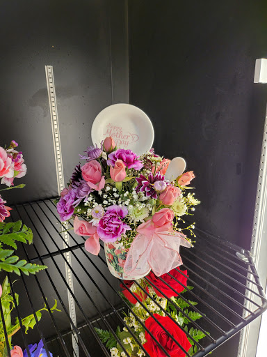 Florist «Sacalis Florist», reviews and photos, 575 Broadway, Bayonne, NJ 07002, USA