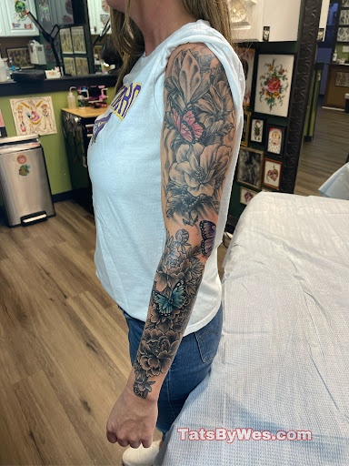 Tattoo Shop «Body Language Tattoo Columbus», reviews and photos, 1101 S Hamilton Rd, Columbus, OH 43227, USA