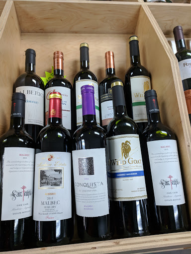 Liquor Store «Times Square Liquors», reviews and photos, 891 Broadway, Bayonne, NJ 07002, USA