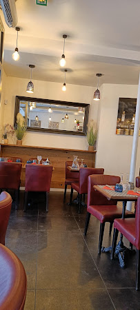 Atmosphère du Restaurant marocain L'Etoile Longchamp Paris 16 - n°7