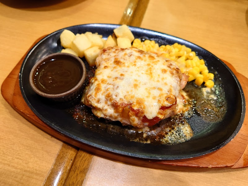 サイゼリヤ ささしまライブ駅前店