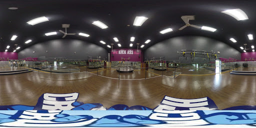 Health Club «Crunch - Carrollwood», reviews and photos, 15798 N Dale Mabry Hwy, Tampa, FL 33618, USA