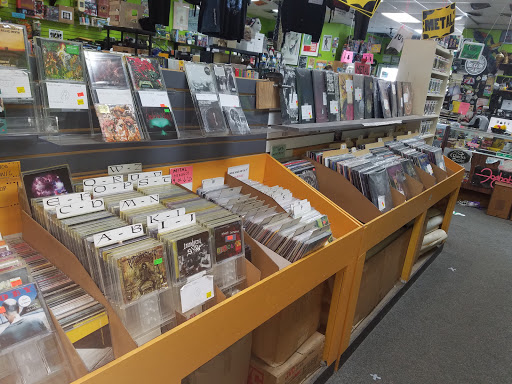 Record Store «Flipside Records», reviews and photos, 41 E 14 Mile Rd, Clawson, MI 48017, USA