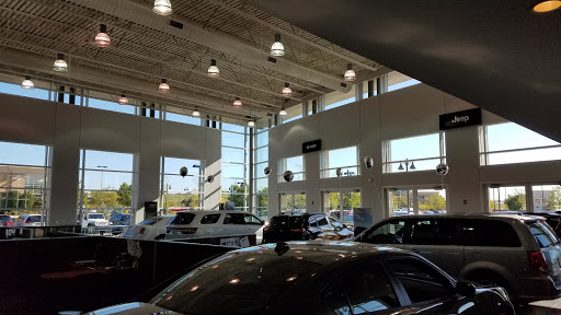 Jeep Dealer «Fields Chrysler Jeep Dodge RAM Glenview», reviews and photos, 2800 Patriot Blvd, Glenview, IL 60026, USA
