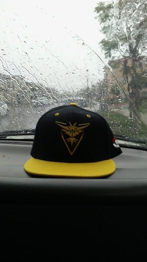 Camping Store «REI», reviews and photos, 2700 Seaglass Way, Oxnard, CA 93036, USA