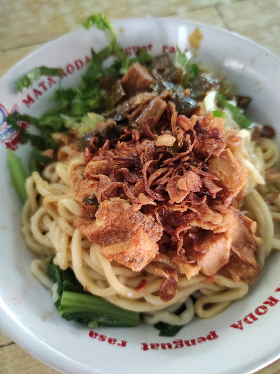 Mie Ayam rica Mbak Tari