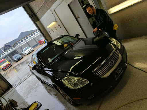 Auto Body Shop «Gerber Collision & Glass», reviews and photos, 418 Kentucky Dr, Kokomo, IN 46902, USA