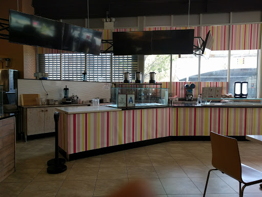 Supermarket «Green Apple Supermarket», reviews and photos, 92-45 Guy R Brewer Blvd, Jamaica, NY 11433, USA