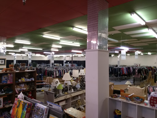 Thrift Store «Nearly New Thrift Shop», reviews and photos, 1250 Bardstown Rd # 114, Louisville, KY 40204, USA