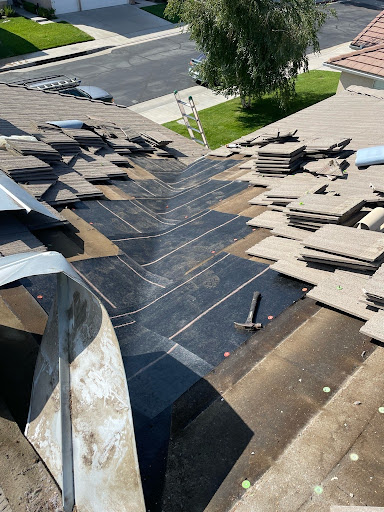 Tmh Roofing image