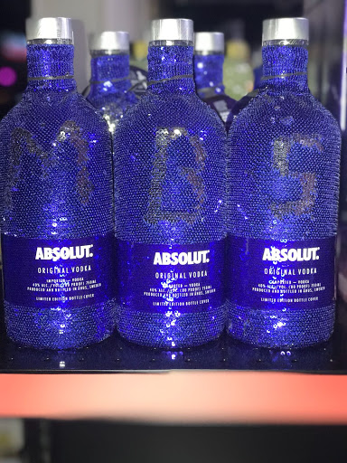 Liquor Store «Mableton Bottle Shop», reviews and photos, 757 Veterans Memorial Hwy SW, Mableton, GA 30126, USA