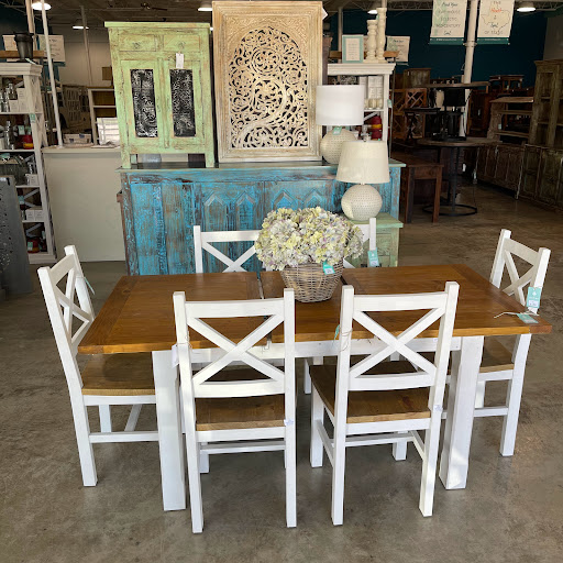 Furniture Store «Nadeau Dallas», reviews and photos, 1128 Longpoint Ave, Dallas, TX 75247, USA