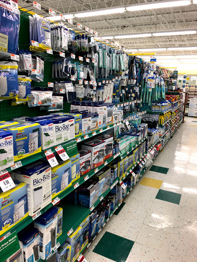 Pet Supply Store «Pet Supplies Plus», reviews and photos, 5092 Mayfield Rd, Lyndhurst, OH 44124, USA