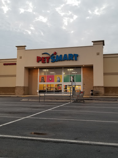 Pet Supply Store «PetSmart», reviews and photos, 711 US-41, Schererville, IN 46375, USA