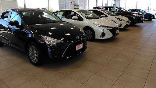 Toyota Dealer «Voss Toyota», reviews and photos, 2110 Heller Dr, Dayton, OH 45434, USA