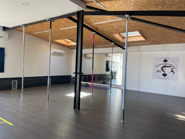 Opinii despre aerial sport concept 54 în Nancy - École de danse