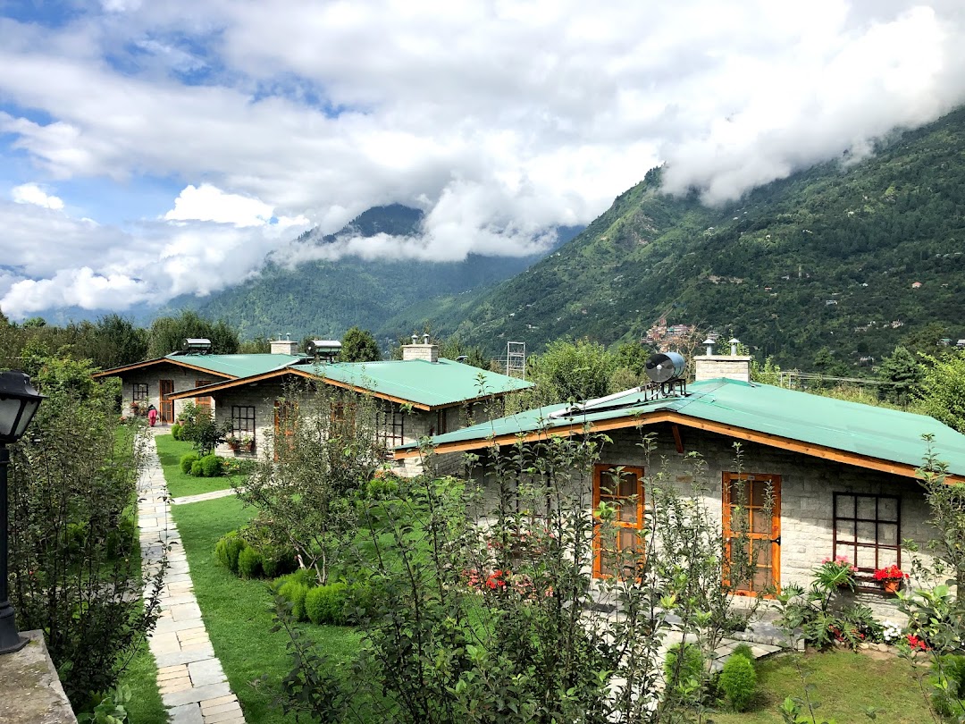 Larisa Resort Manali