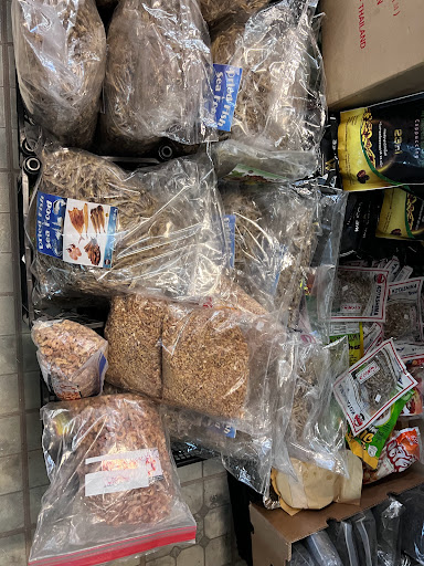 Asian Grocery Store «Asian Supermarket», reviews and photos, 733 E Archwood Ave, Akron, OH 44306, USA