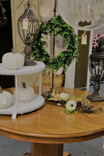 Used Furniture Store «Consign Design Interior», reviews and photos, 5556 Atlanta Hwy, Flowery Branch, GA 30542, USA