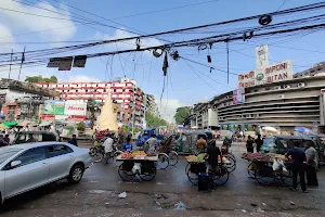 New Market Circle, Chattogram image