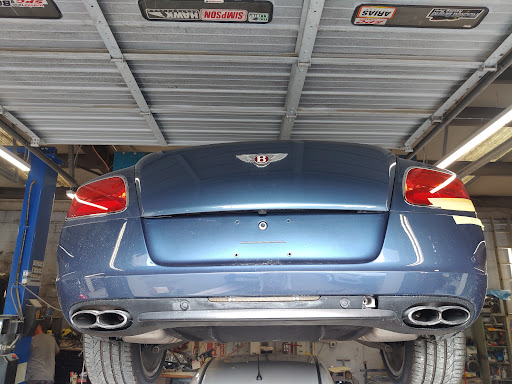 Auto Body Shop «Euro Auto Body Shop», reviews and photos, 318 Lellyett St, Nashville, TN 37209, USA