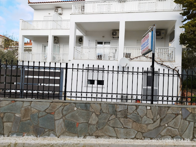 Opinii despre Evanthia - Ευανθία rooms în Μύρινα - Ξενοδοχείο