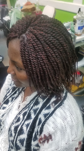Hair Salon «Tess African Hair Braiding & Beauty Supply», reviews and photos, 4716 Kirkwood Hwy, Wilmington, DE 19808, USA