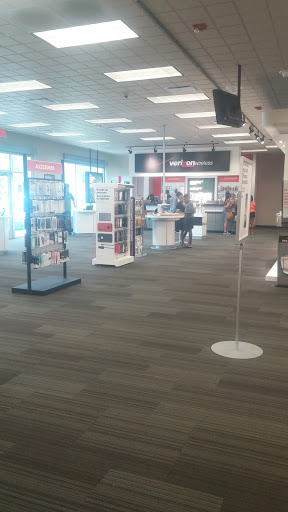 Cell Phone Store «Verizon», reviews and photos, 767 Word Plaza #107, Rocky Mount, NC 27804, USA