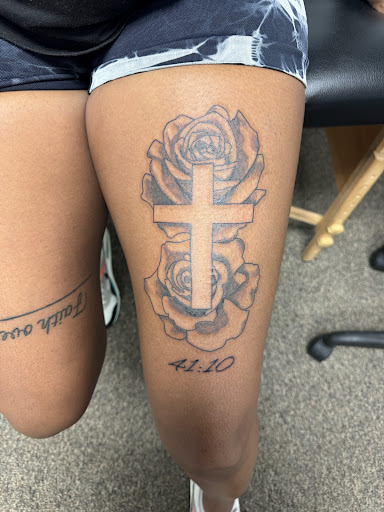 Explore small jeep tattoo ideas, creative tattoo ideas in Waldorf, available at Hypnotique Ink