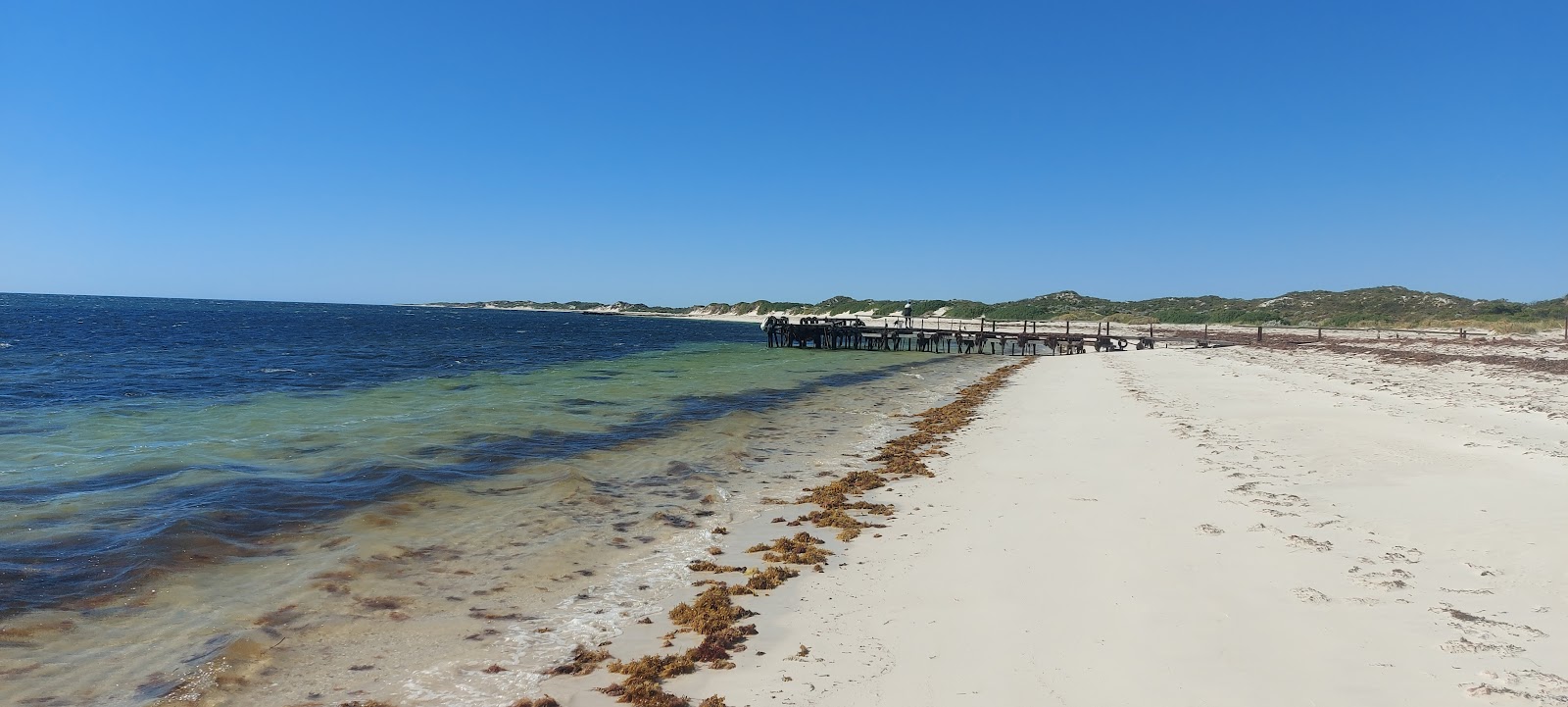 Foto de Coolimba Beach com alto nível de limpeza