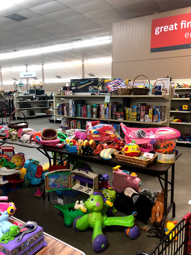 Thrift Store «Waterfront Rescue Mission», reviews and photos