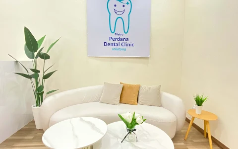 Metro Perdana Dental Clinic image