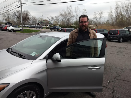 Kia Dealer «Kia of East Syracuse», reviews and photos, 6717 Manlius Center Rd, East Syracuse, NY 13057, USA