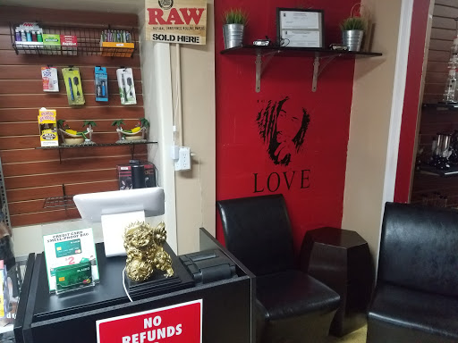 Hookah Bar «OTL Smoke Shop And Lounge», reviews and photos, 4109 Henderson Blvd, Tampa, FL 33629, USA