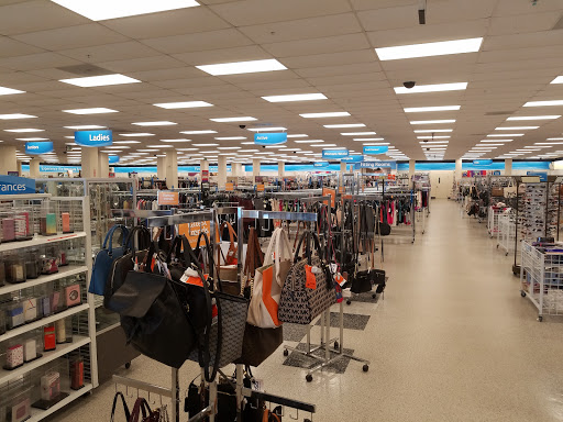Clothing Store «Ross Dress for Less», reviews and photos, 247 E Eau Gallie Blvd, Indian Harbour Beach, FL 32937, USA