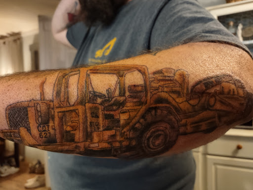 Tattoo Shop «Pix & Stix Tattoo», reviews and photos, 1780 Cedar St, McKenzie, TN 38201, USA