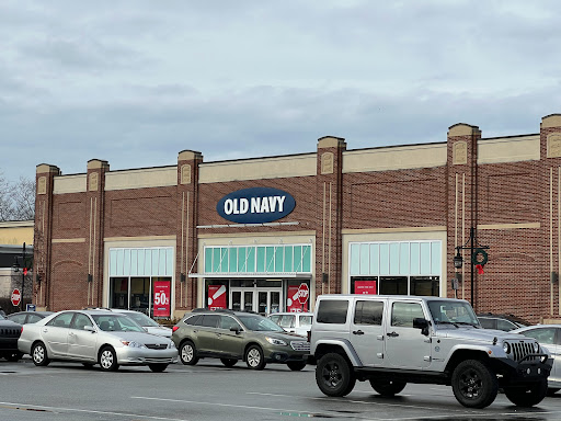 Clothing Store «Old Navy», reviews and photos, 277 Main St, Exton, PA 19341, USA