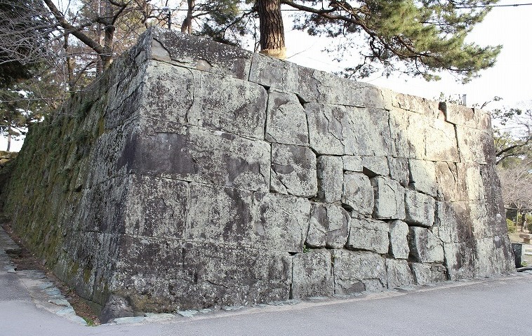 岡中御門跡