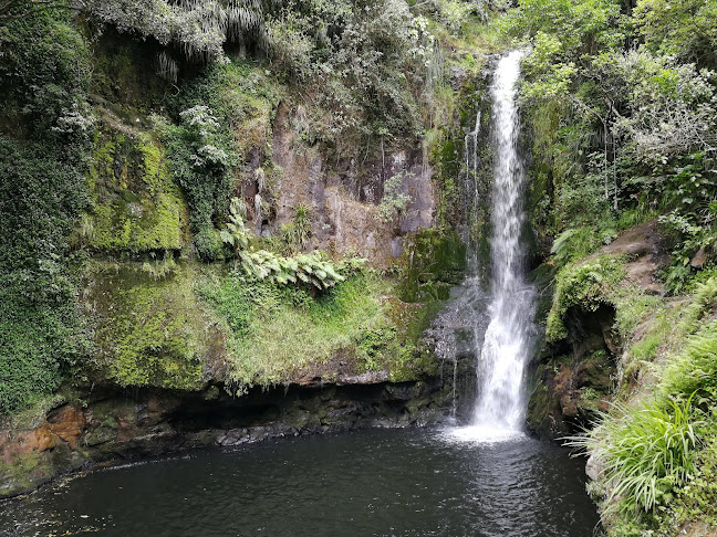 Kaiate Falls Parking Area