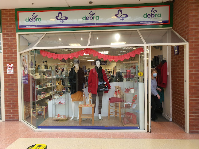 Comments and reviews of DEBRA UK - Warrington store