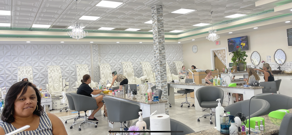 Emperor Nail & Spa 27104