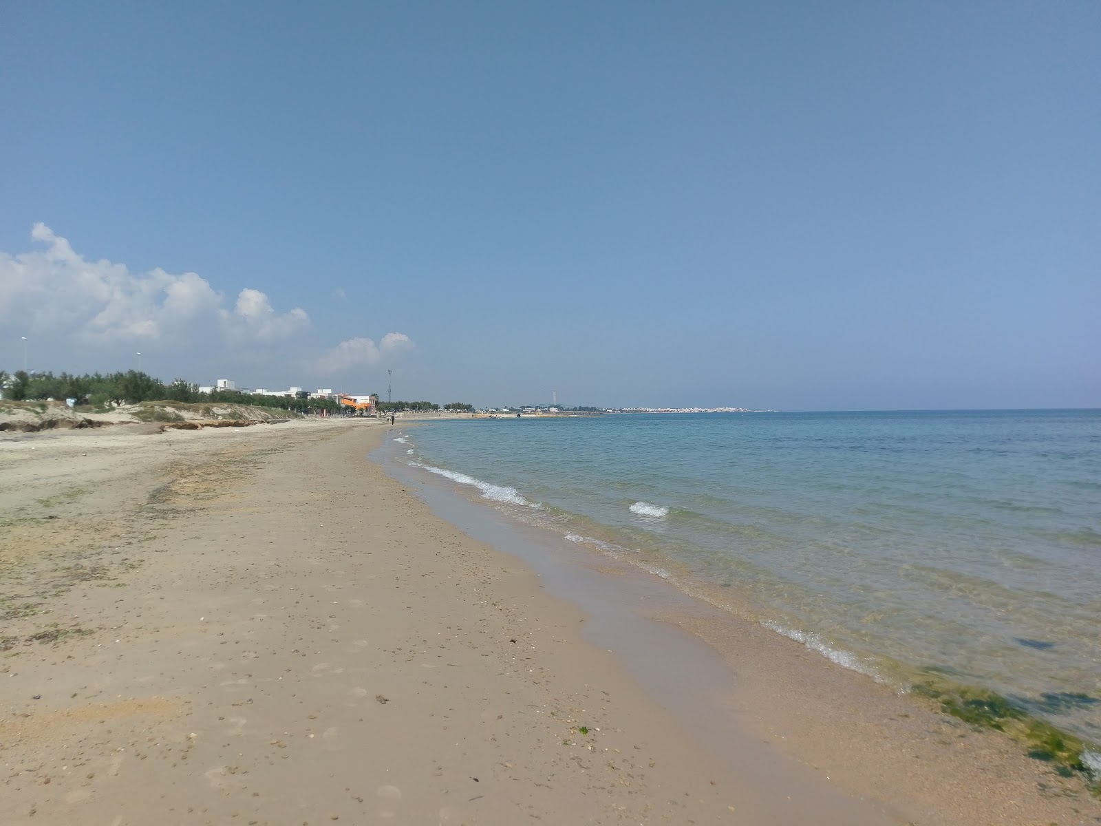 Foto di Spiaggia Lendinuso area parzialmente ristrutturata