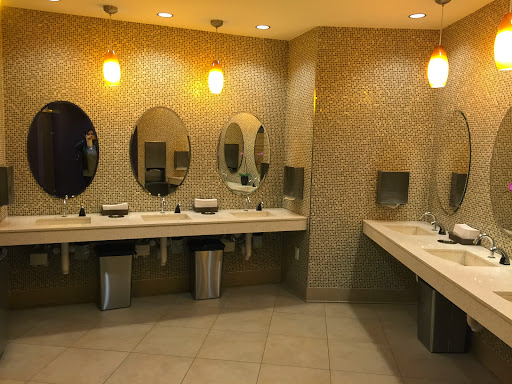 Movie Theater «ArcLight Cinemas - Bethesda», reviews and photos, 7101 Democracy Blvd, Bethesda, MD 20817, USA