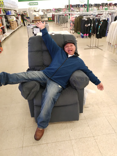 Discount Store «Bargain Hunt», reviews and photos, 924 N Mulberry St #110, Elizabethtown, KY 42701, USA