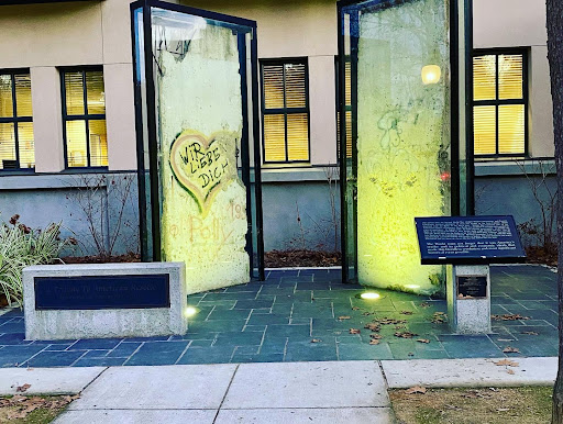 Historical Landmark «Berlin Wall», reviews and photos, 585 Franklin St, Mountain View, CA 94041, USA