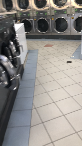 Laundry Service «Wash World Coin Laundry», reviews and photos, 1600 6th St SE, Winter Haven, FL 33880, USA