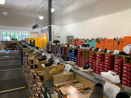 Shoe Store «DSW Designer Shoe Warehouse», reviews and photos, 3530 Stevens Creek Blvd, San Jose, CA 95117, USA