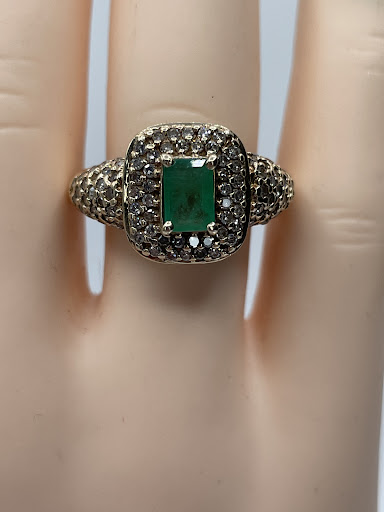 Pawn Shop «All Star Jewelry and Pawn», reviews and photos, 7949 Ogden Ave, Lyons, IL 60534, USA